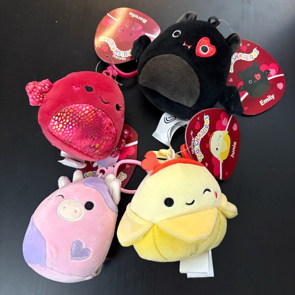 Squishmallows 2026 Valentines Day 3.5” Clips Bag Charms
